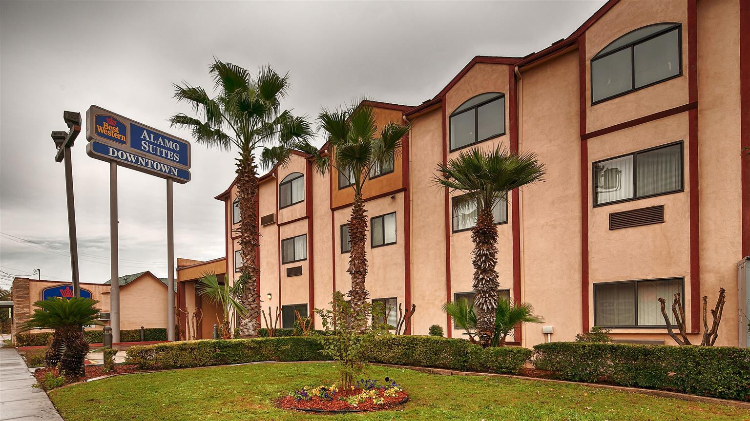 Best Western Alamo Suites Downtown San Antonio Exterior photo