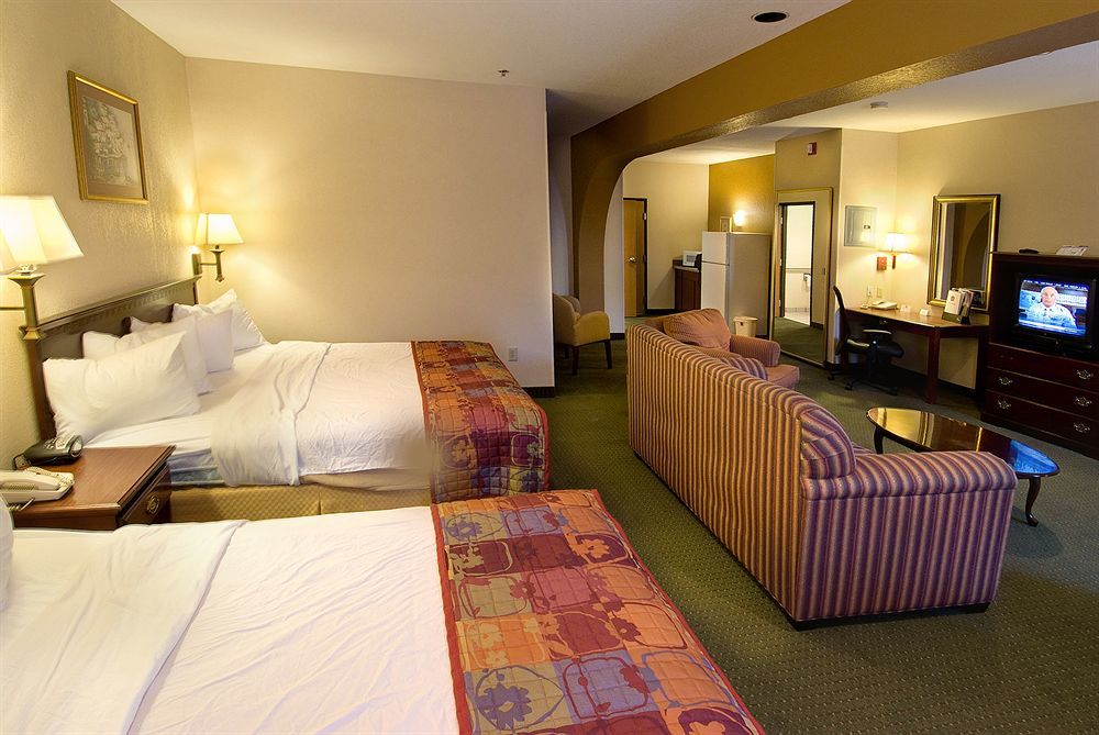 Best Western Alamo Suites Downtown San Antonio Room photo